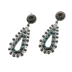 Zarte handwerkliche Ohrring