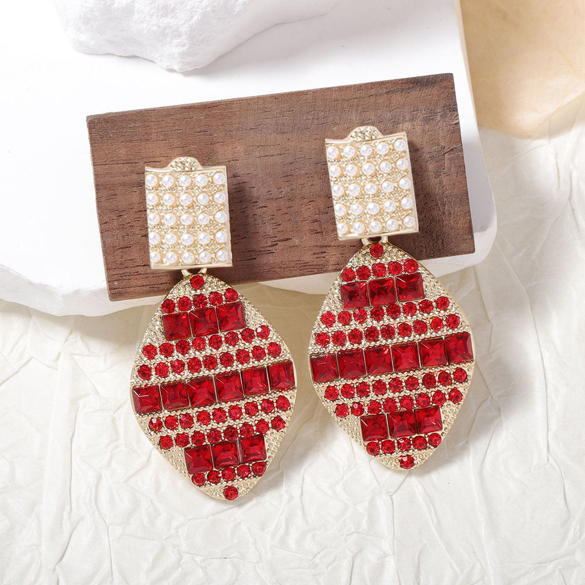 Atemberaubende Ohrring für den Alltag