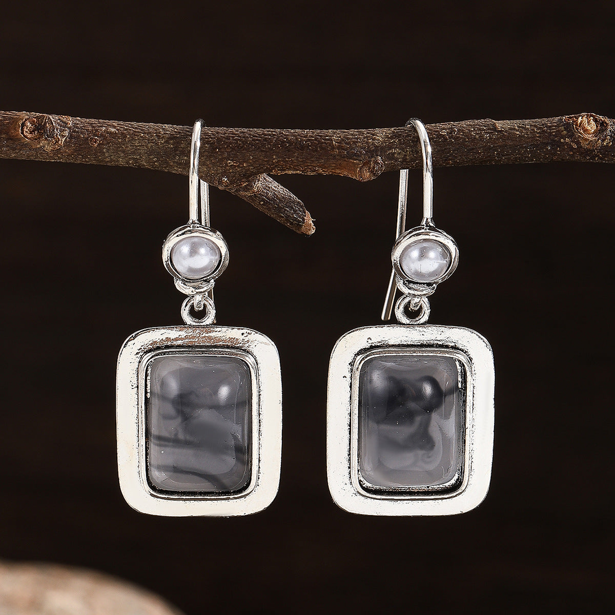 Atemberaubende Ohrring für den Alltag