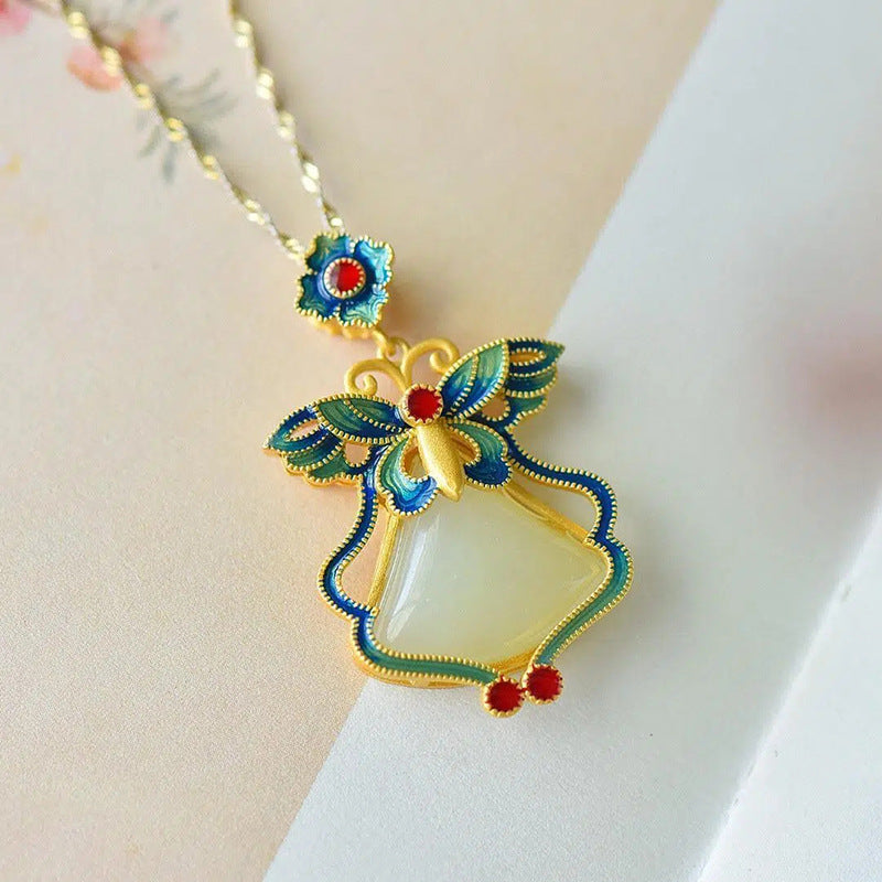 Schöne Silber Halskette mit einzigartigem Stil