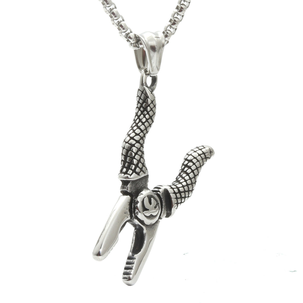 Schöne Halskette mit einzigartigem Stil