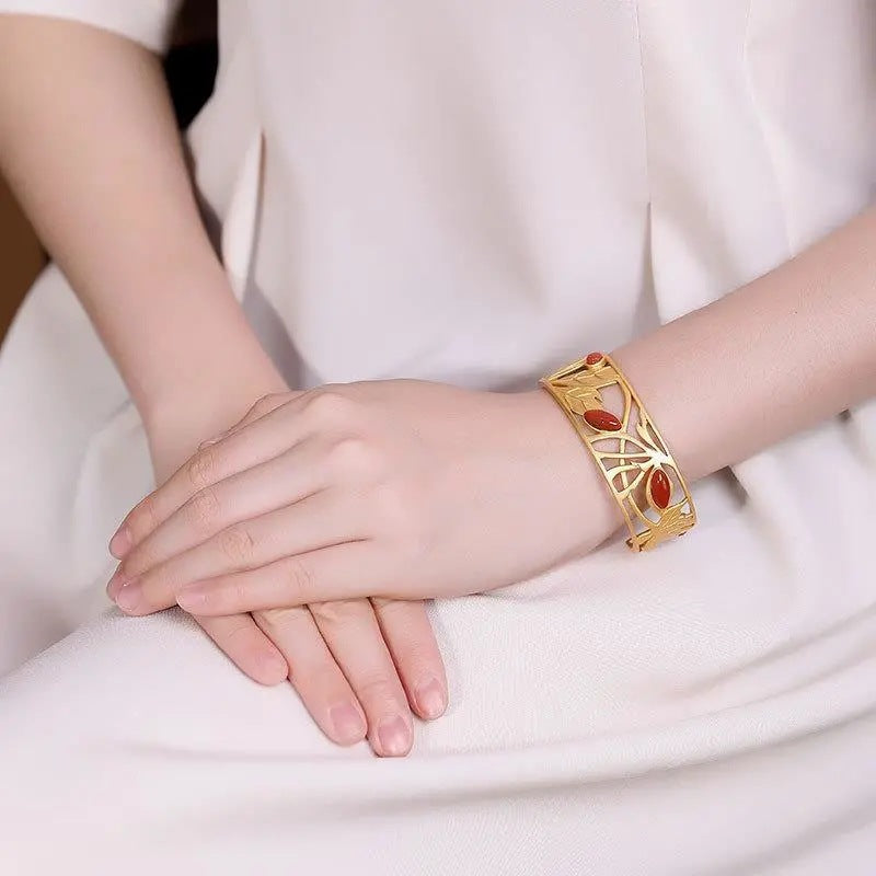 Klassische Gold Armband mit zeitloser Eleganz