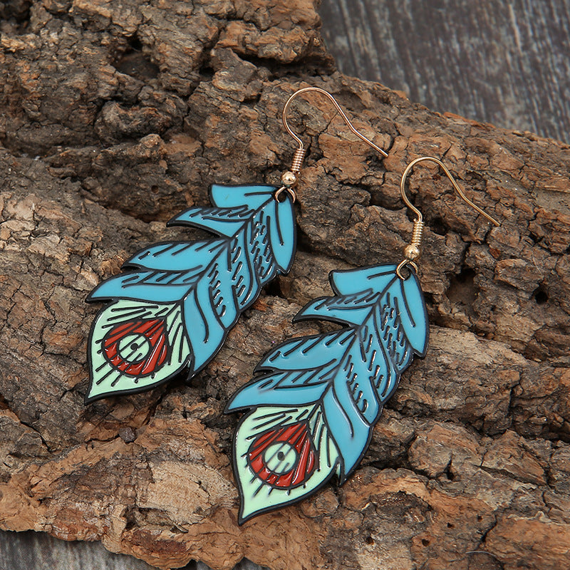 Zarte handwerkliche Ohrring