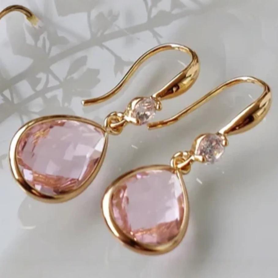 Atemberaubende Ohrring für den Alltag