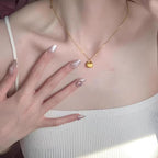 Schöne Gold Halskette mit einzigartigem Stil