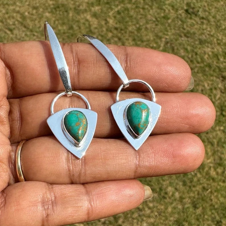 Atemberaubende Ohrring für den Alltag