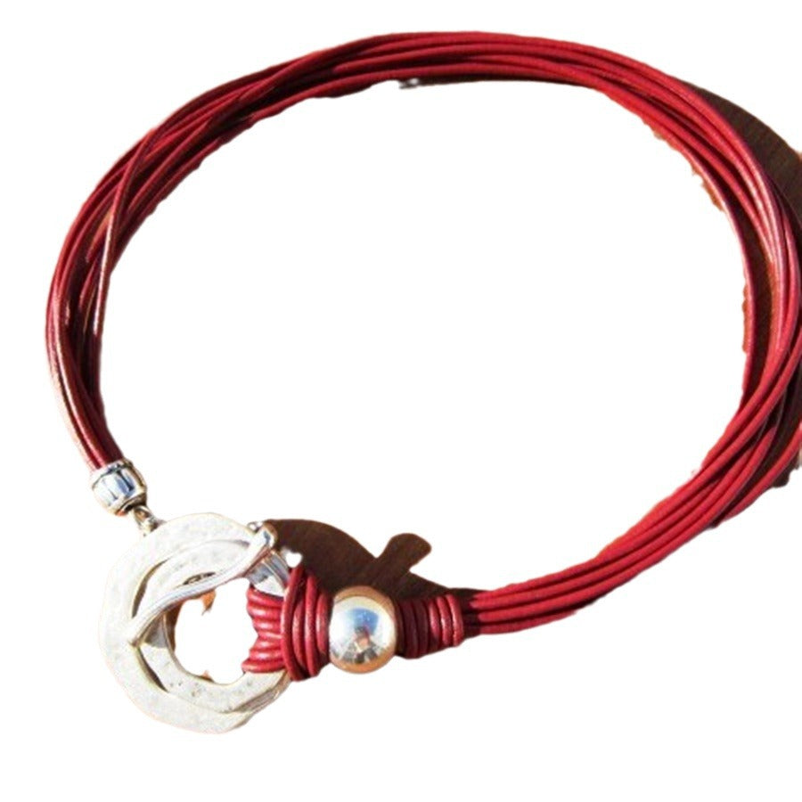 Schöne Halskette mit einzigartigem Stil