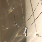 Schöne Halskette mit einzigartigem Stil