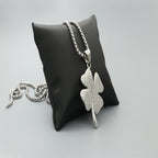 Schöne Halskette mit einzigartigem Stil