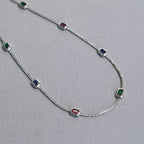 Schöne Gold Halskette mit einzigartigem Stil