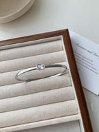 Klassische Armband mit zeitloser Eleganz