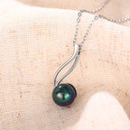 Schöne Perlen Halskette mit einzigartigem Stil