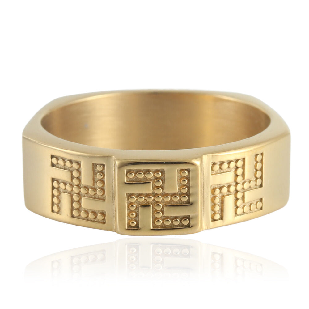 Zarte handwerkliche Ring