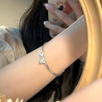 Klassische Armband mit zeitloser Eleganz