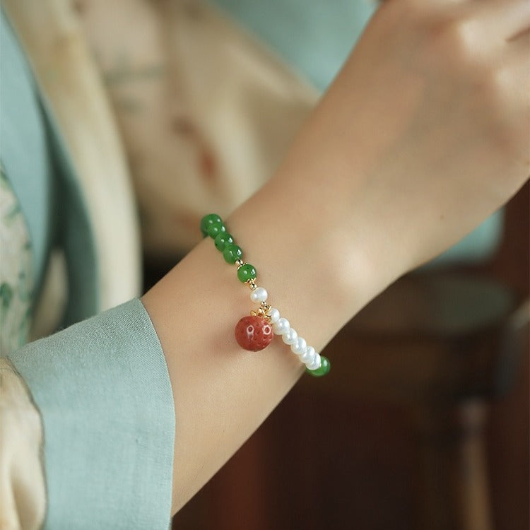 Zarte handwerkliche Perlen Armband