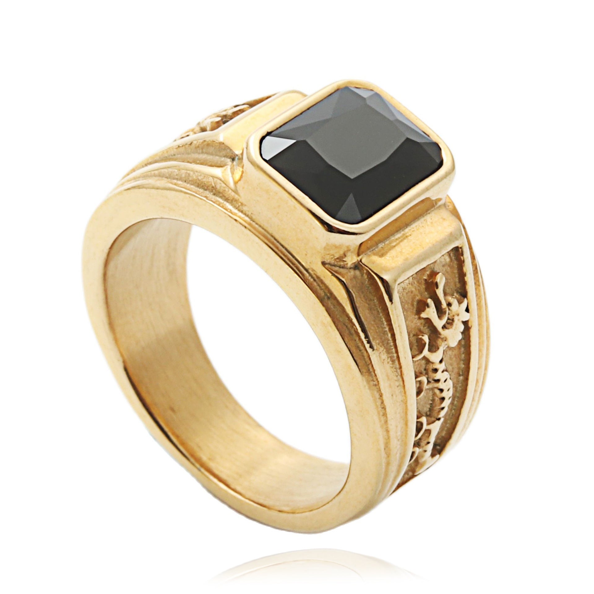 Zarte handwerkliche Ring