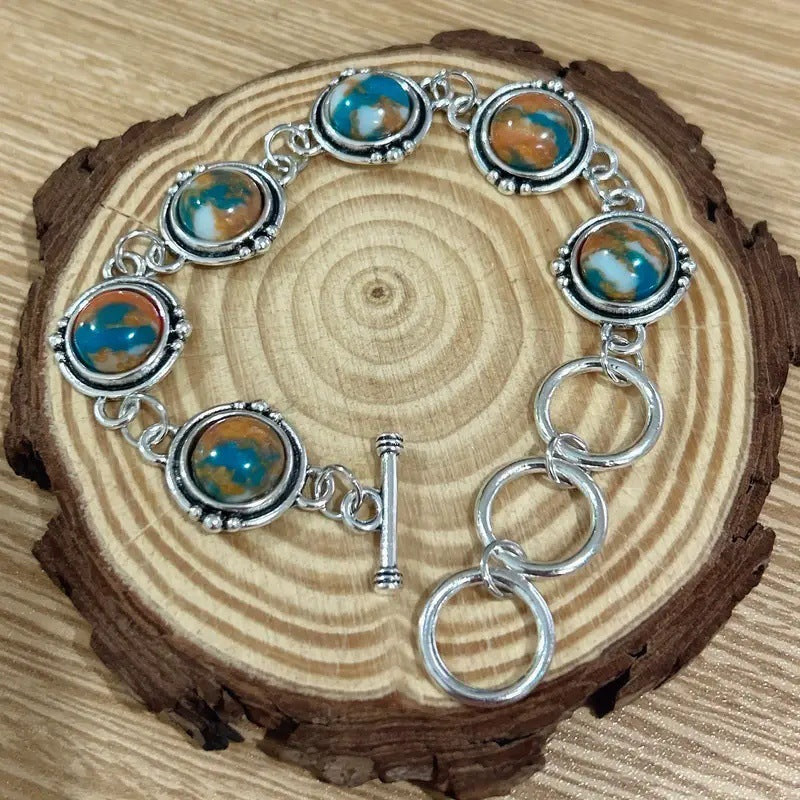 Schöne Armband mit einzigartigem Stil