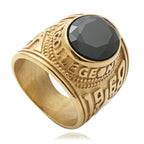 Zarte handwerkliche Ring