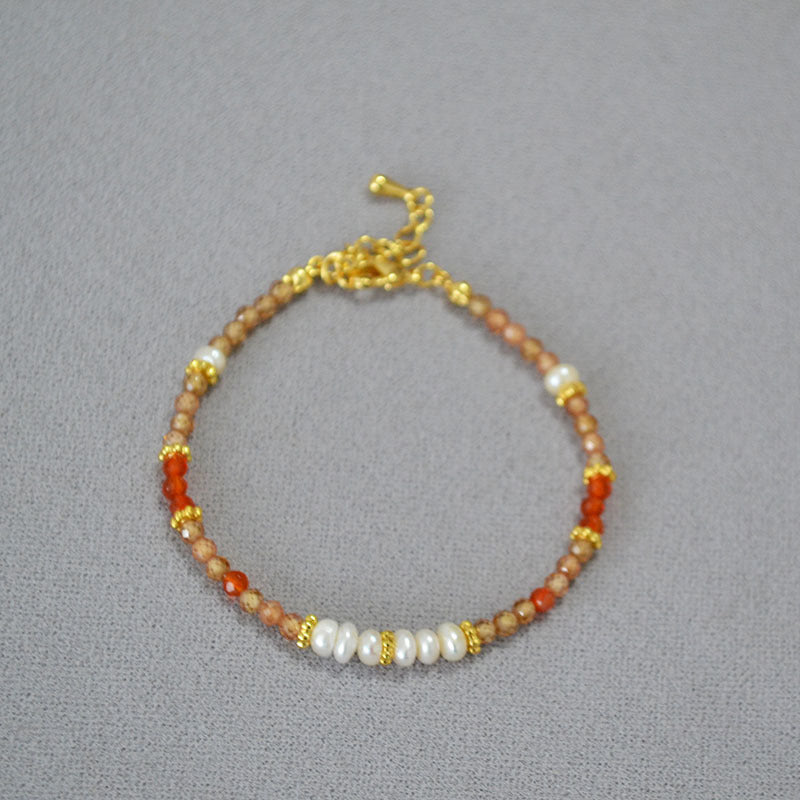 Charmante Perlen Armband für jeden Anlass