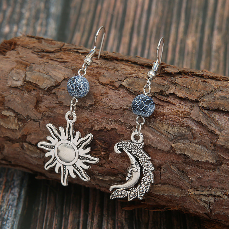 Zarte handwerkliche Ohrring