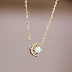 Schöne Gold Halskette mit einzigartigem Stil