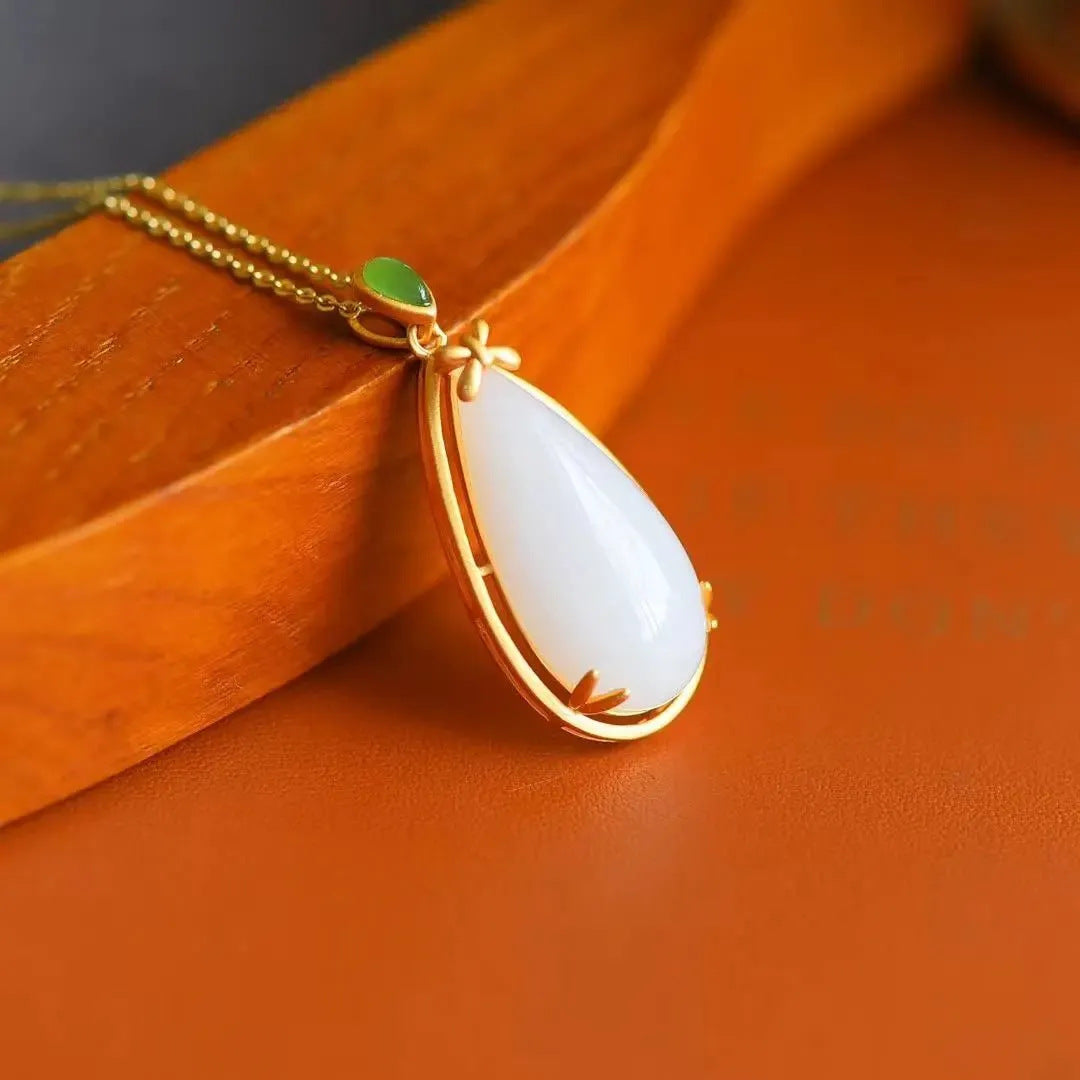 Schöne Silber Halskette mit einzigartigem Stil