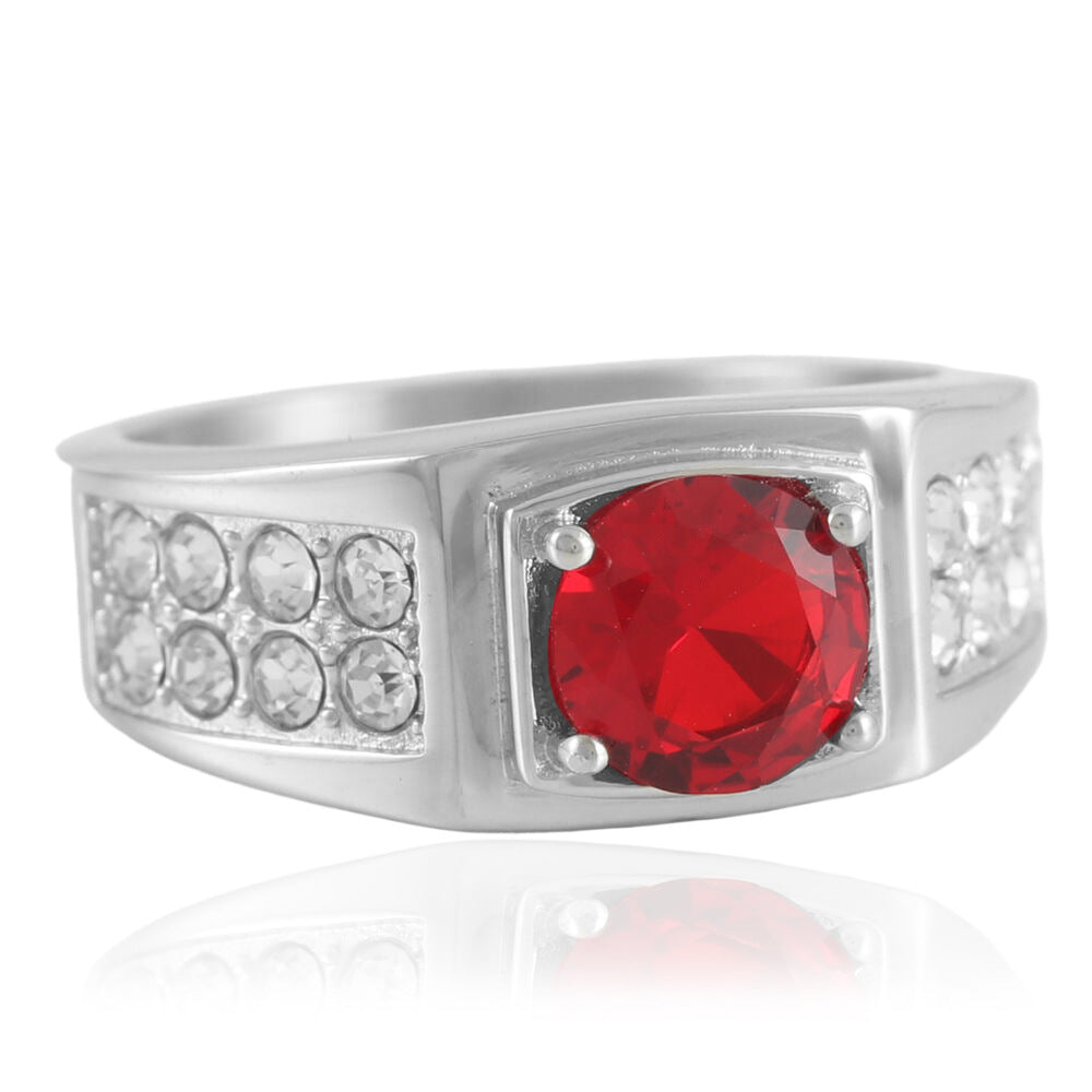 Zarte handwerkliche Ring