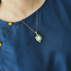 Schöne Gold Halskette mit einzigartigem Stil