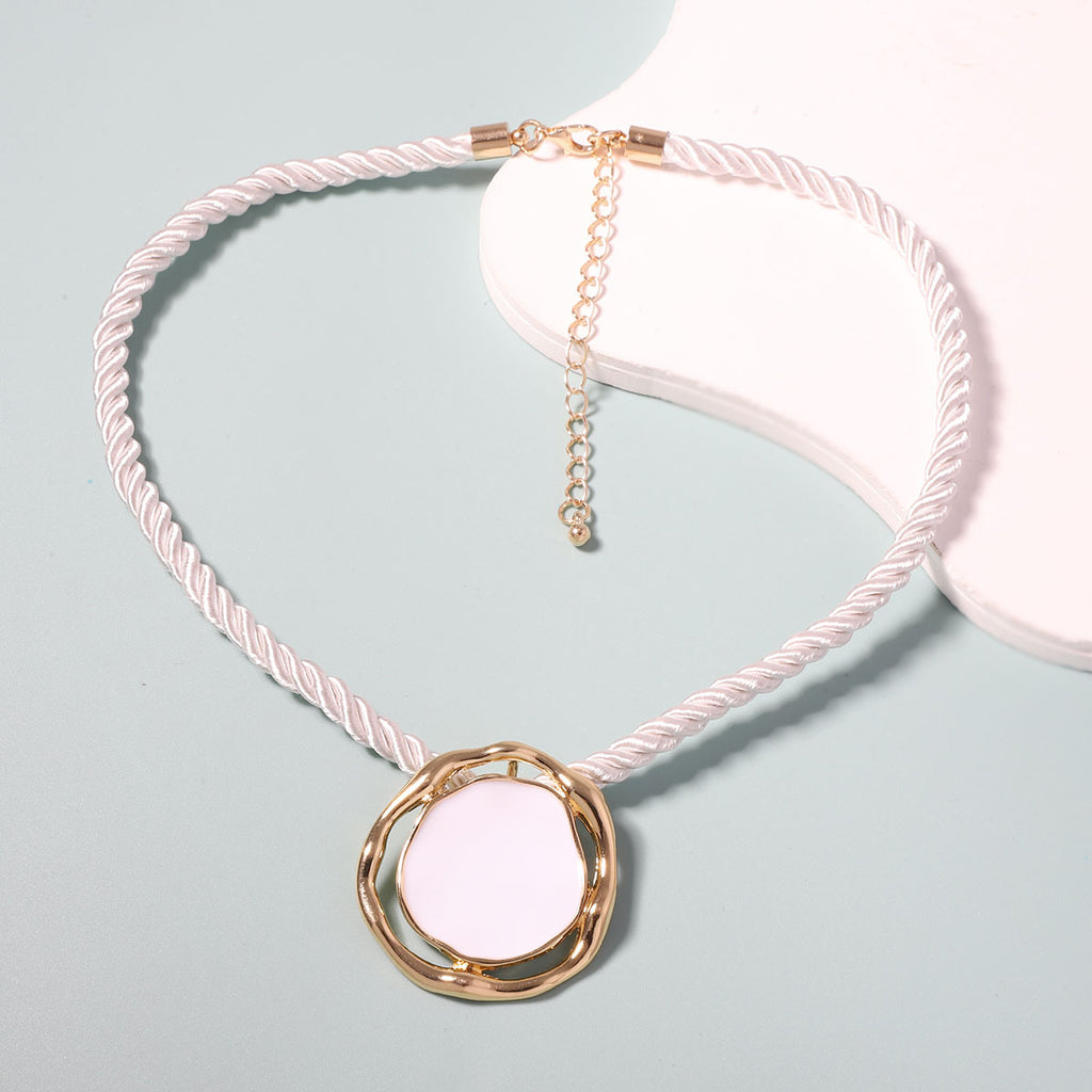 Atemberaubende Halskette für den Alltag