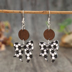 Zarte handwerkliche Ohrring