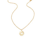 Zarte handwerkliche Halskette