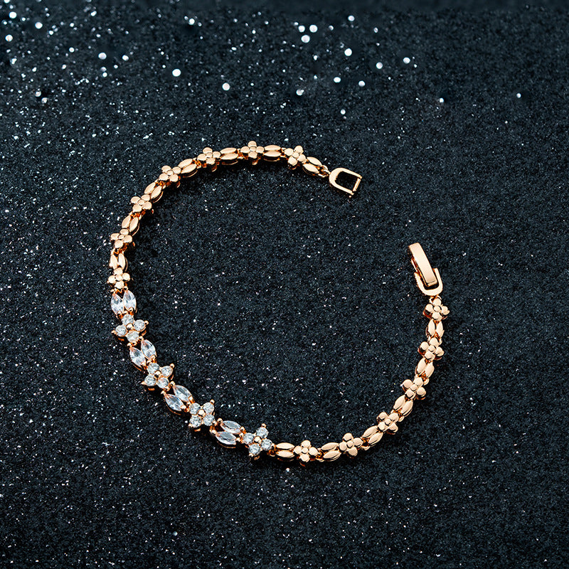 Schöne Armband mit einzigartigem Stil