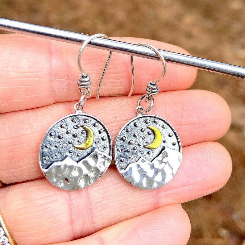 Zarte handwerkliche Halskette