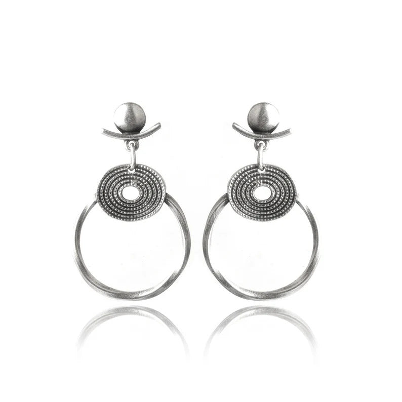 Atemberaubende Ohrring für den Alltag