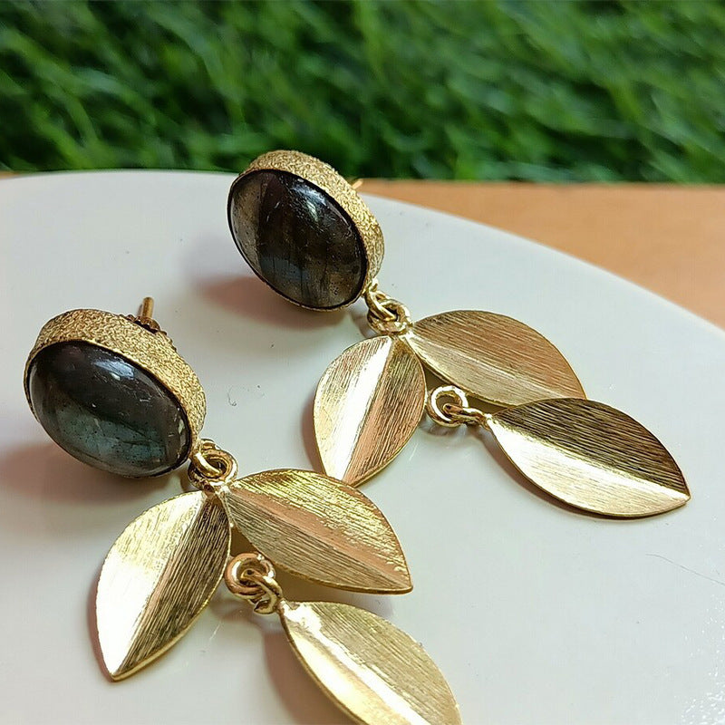 Schöne Ohrring mit einzigartigem Stil