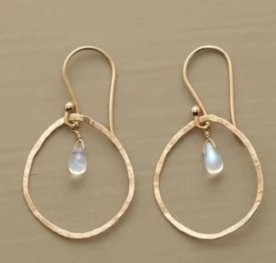 Schöne Ohrring mit einzigartigem Stil