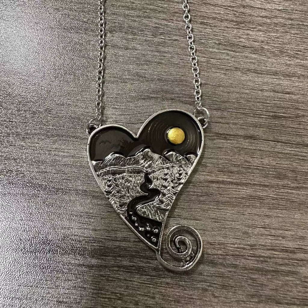 Schöne Halskette mit einzigartigem Stil