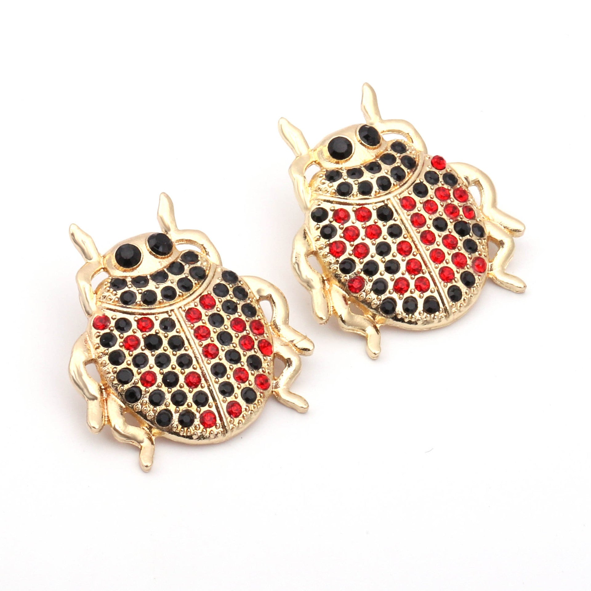 Atemberaubende Ohrring für den Alltag