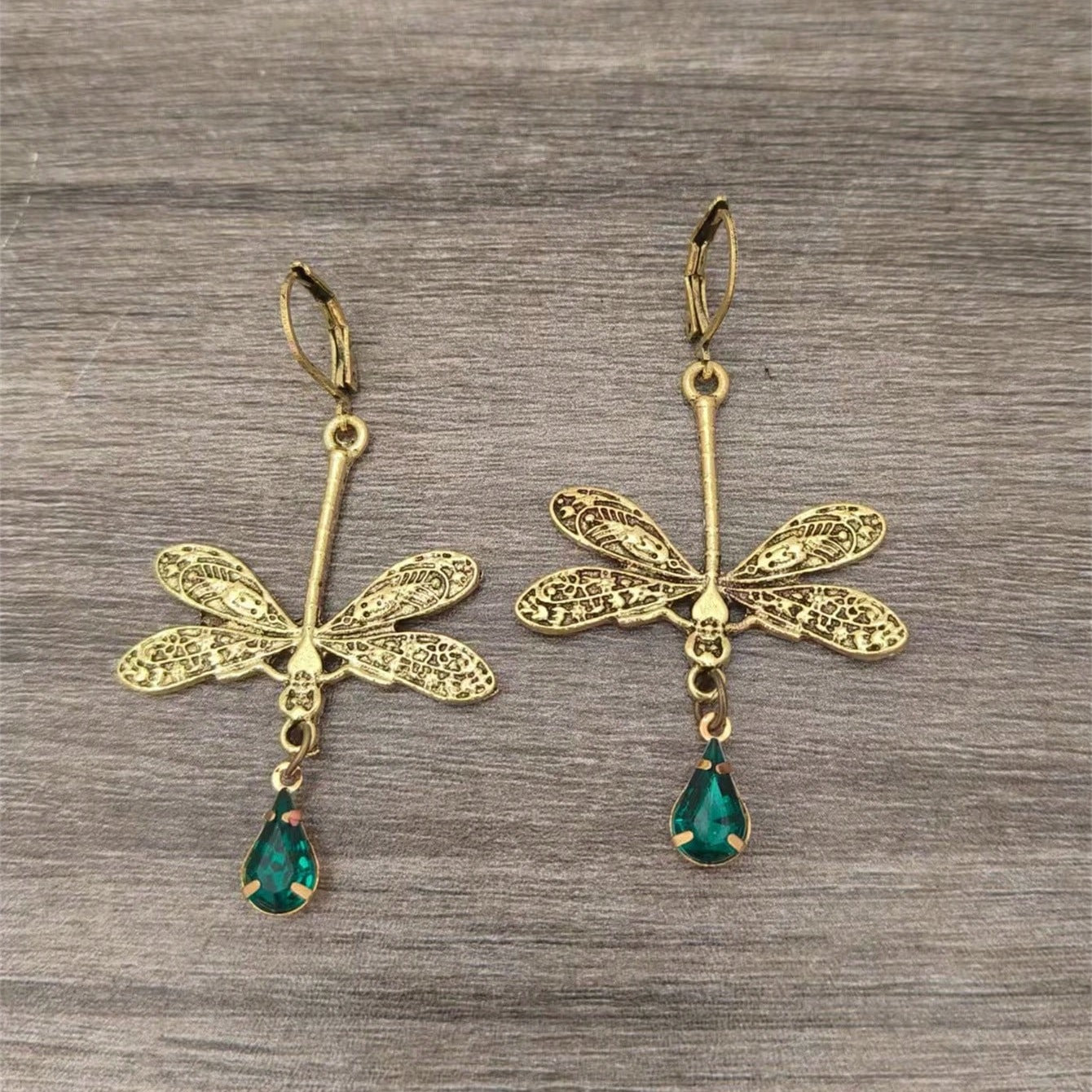 Handgefertigte Vintage Ohrring