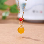 Schöne Halskette mit einzigartigem Stil