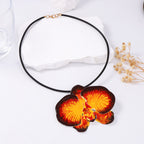 Schöne Halskette mit einzigartigem Stil