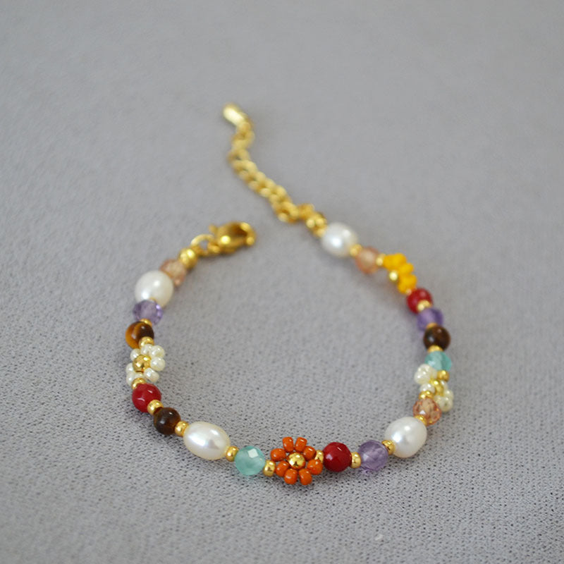 Schöne Perlen Halskette mit einzigartigem Stil