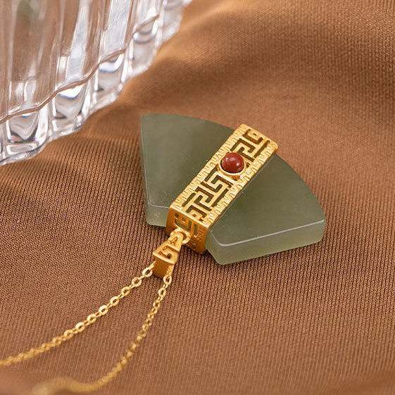 Zarte handwerkliche Gold Halskette