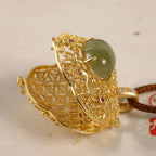 Schöne Gold Halskette mit einzigartigem Stil