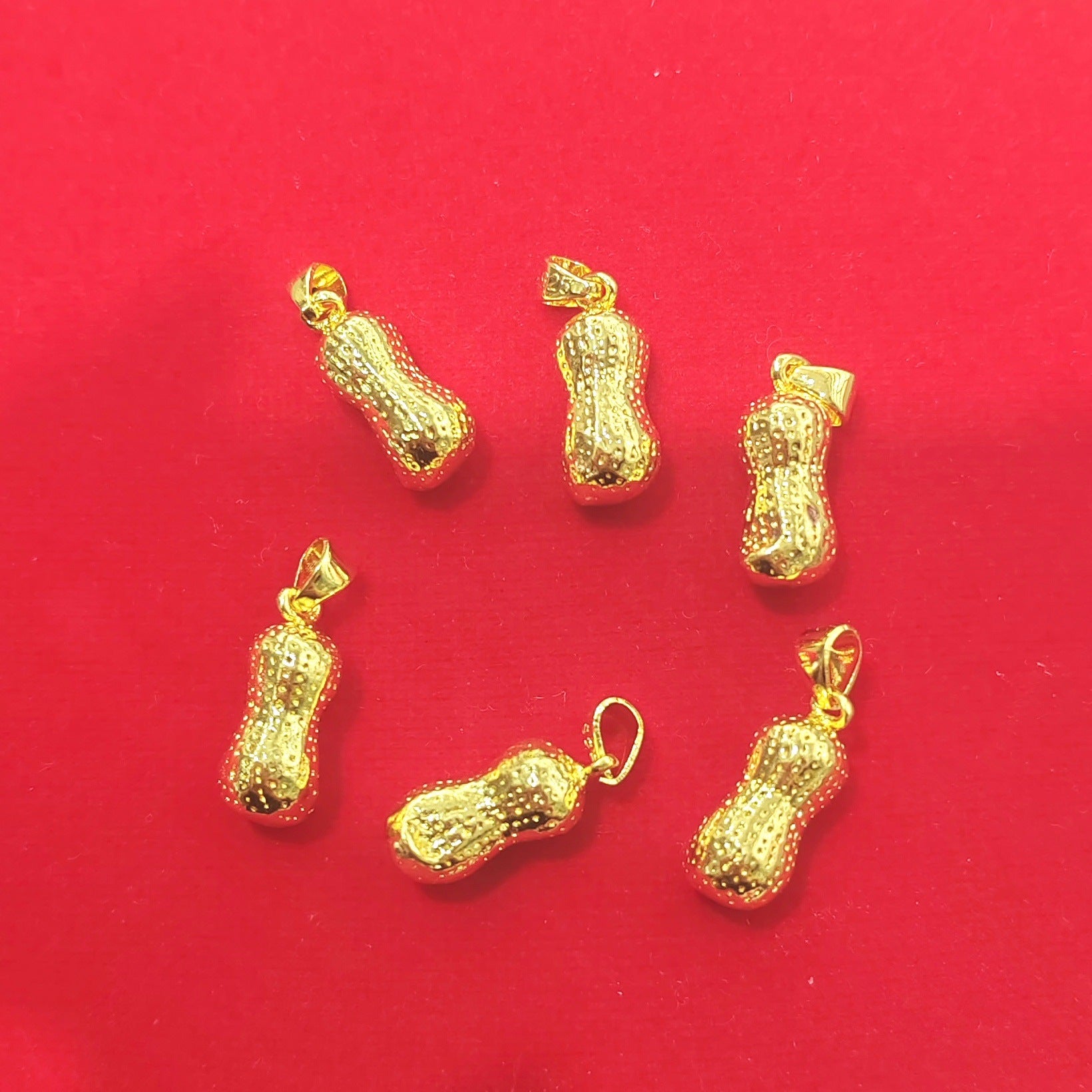 Schöne Halskette mit einzigartigem Stil