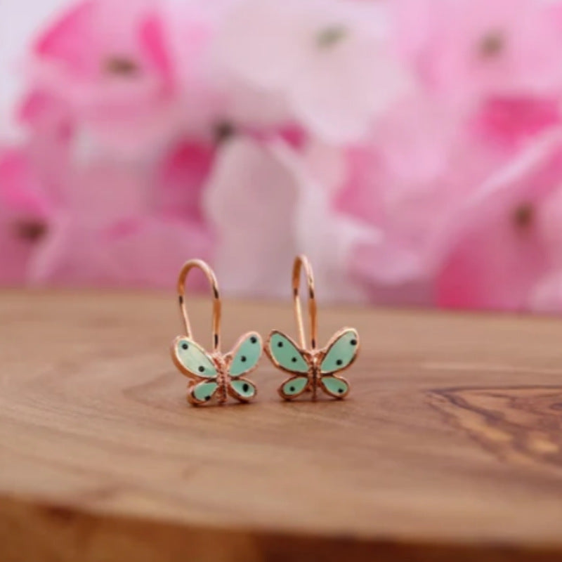 Atemberaubende Ohrring für den Alltag