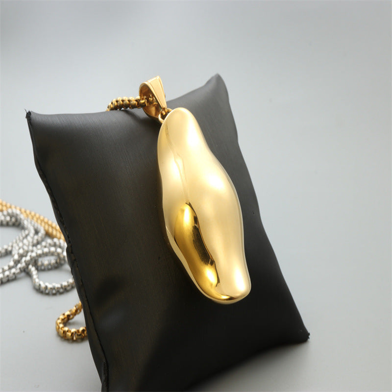 Schöne Halskette mit einzigartigem Stil