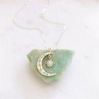 Schöne Gold Halskette mit einzigartigem Stil