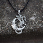 Zarte handwerkliche Halskette