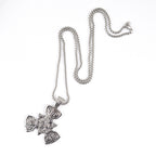 Zarte handwerkliche Halskette